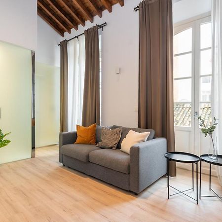 Apartamentos Malaga Centro El Conde By Renthas Eksteriør billede