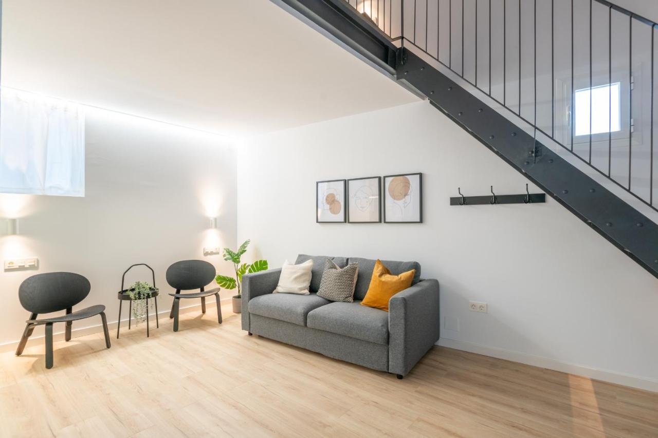 Apartamentos Malaga Centro El Conde By Renthas Eksteriør billede