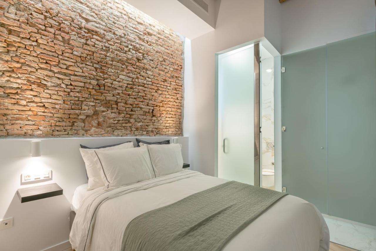 Apartamentos Malaga Centro El Conde By Renthas Eksteriør billede