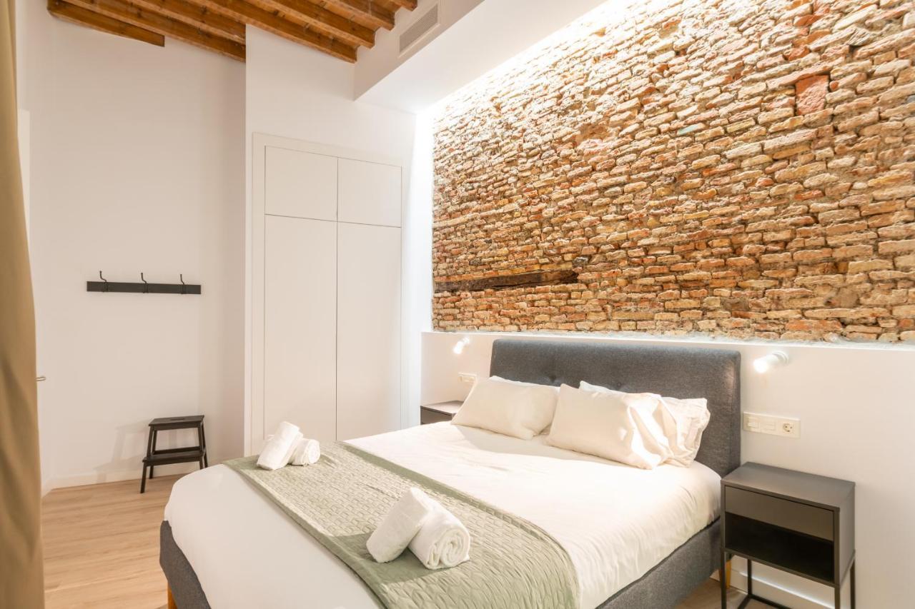 Apartamentos Malaga Centro El Conde By Renthas Eksteriør billede