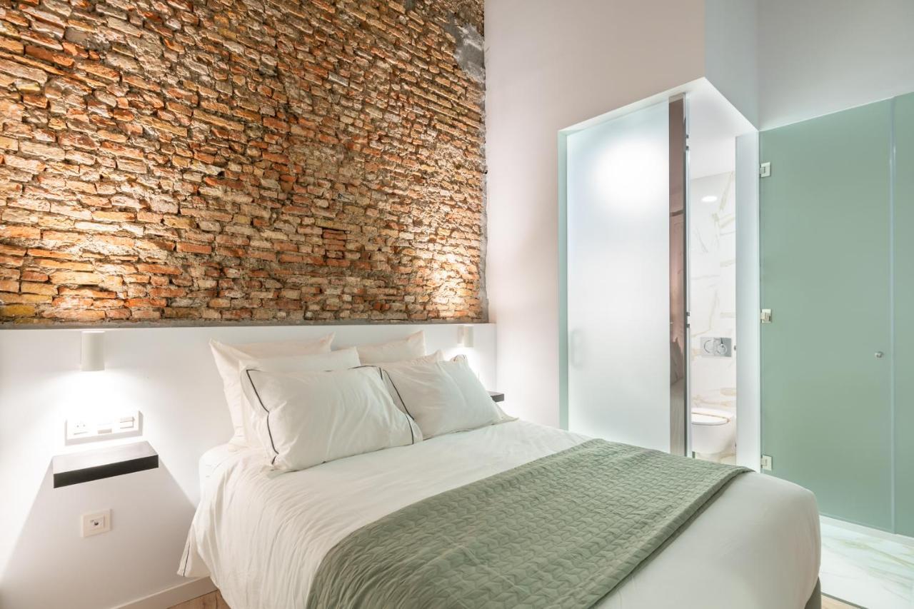 Apartamentos Malaga Centro El Conde By Renthas Eksteriør billede