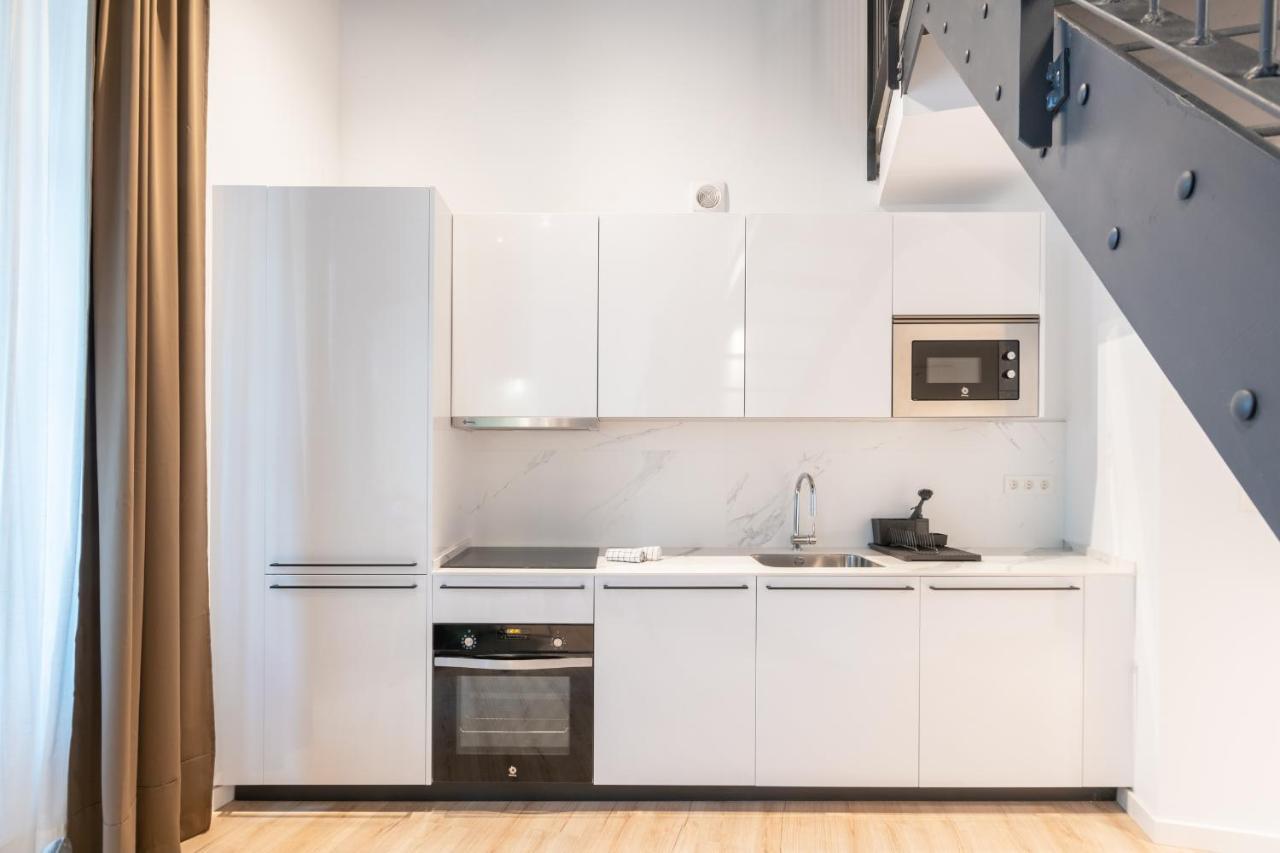 Apartamentos Malaga Centro El Conde By Renthas Eksteriør billede